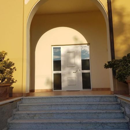 Apartamento Vittoria Marina Di Pietrasanta Buitenkant foto