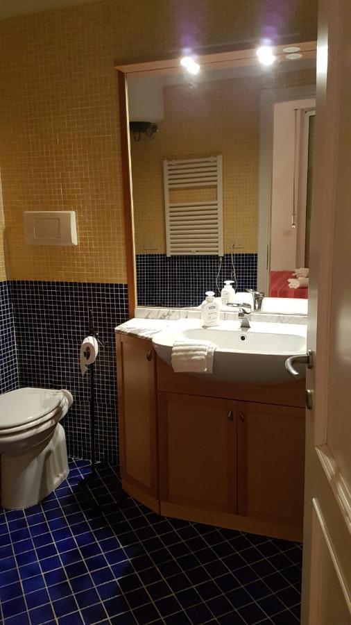 Apartamento Vittoria Marina Di Pietrasanta Buitenkant foto